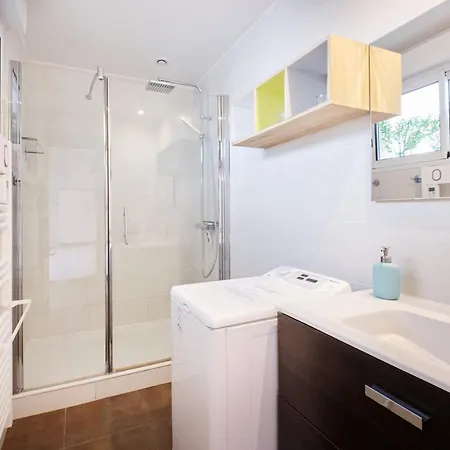 Daire Guestready - City Center With Terrace And Private Parking